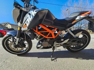 KTM Duke 125