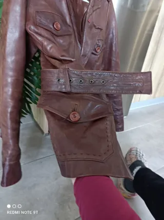 Chaqueta de cuero auténtica con cinturón