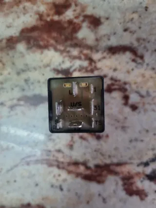 Relé HELLA 5DA 004 276-02 Audi