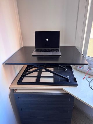 Escritorio Elevable 60x50 Negro y Madera