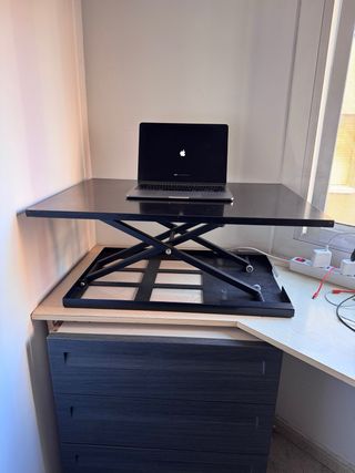 Escritorio Elevable 60x50 Negro y Madera