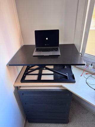 Escritorio Elevable 60x50 Negro y Madera