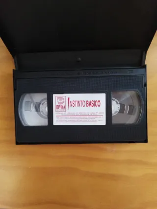 Instinto Básico VHS