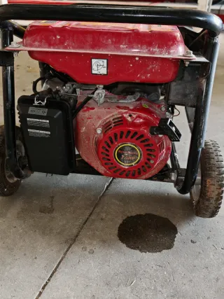 Generador Eléctrico RAC3100R 2700W