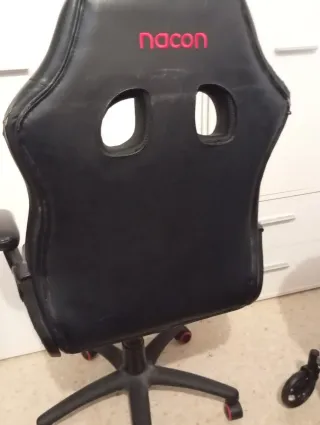 Silla Gaming Nacon CH-310 Negro/Rojo (NEGOCIABLE)