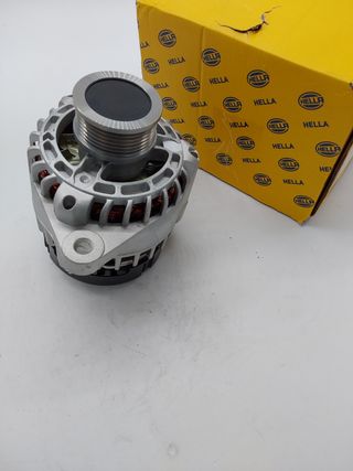 HELLA 8EL 011 710-881 Alternador - 14V - 120A