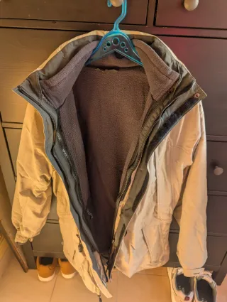 Chaqueta Trangoworld Gore-Tex Beige. Talla m