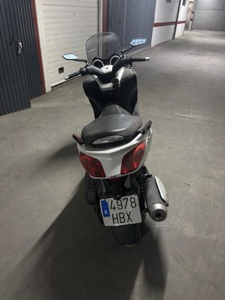 Yamaha XMAX 250cc