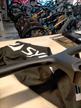 Manillar integrado carbono ADDICT RC