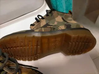 Botas Dr. Martens Camuflaje