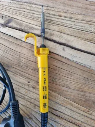 Soldador Amarillo 18W