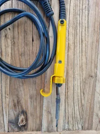 Soldador Amarillo 18W