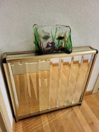 Cubreradiador dorado con espejo 82x76x13