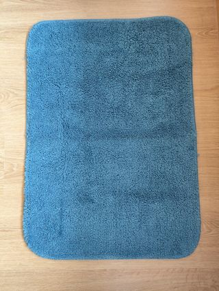 Alfombra de baño suave azul