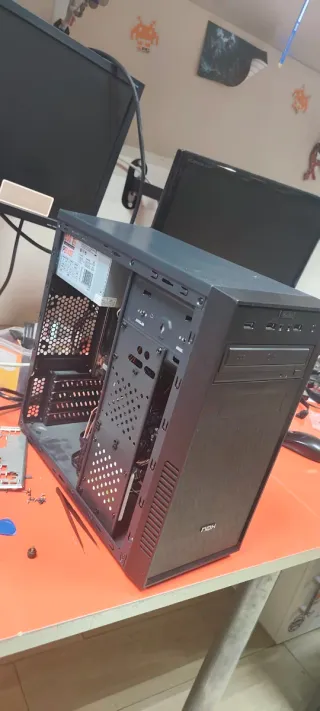 PC Sobremesa core i3 - 12gb ram