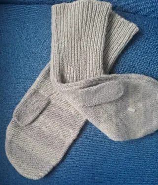 Manopole unisex a righe grigio/bianco