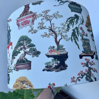 Gran pantalla de tela para lampara