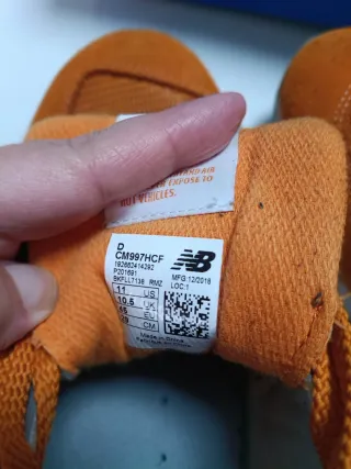 Zapatillas New Balance Naranja y Gris