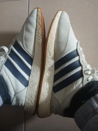 Zapatillas Adidas Blancas y Azules