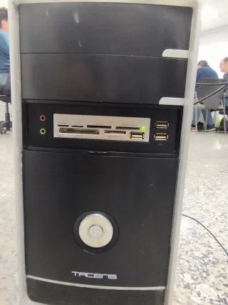 Tacens Ordenador Sobremesa Negro/Gris