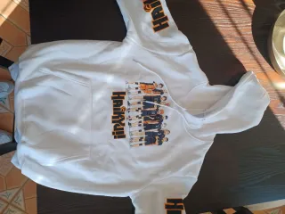 Suadora Haikyu!! blanca A ESTRENAR