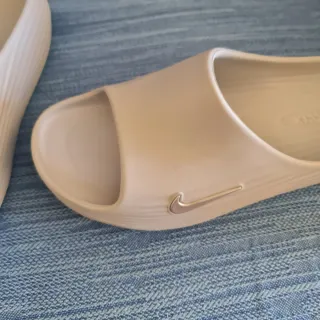 Nike Reactx Rejuven8 Slide "Wolf Gray" Talla 44