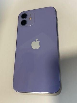 iPhone 12 Morado