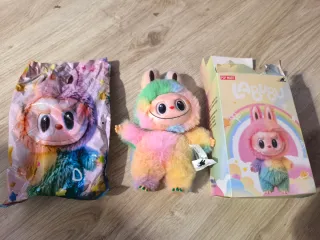 Labubu multicolor