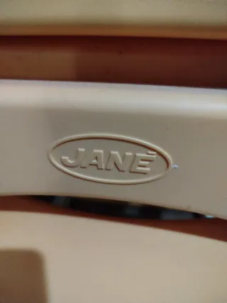 Trona Jane multiposición