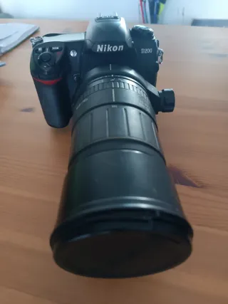 Cámara Nikon D200 + Objetivo 135-400mm vendo junto