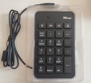 Teclado MIDI Arturia MiniLab MkII + Accesorios