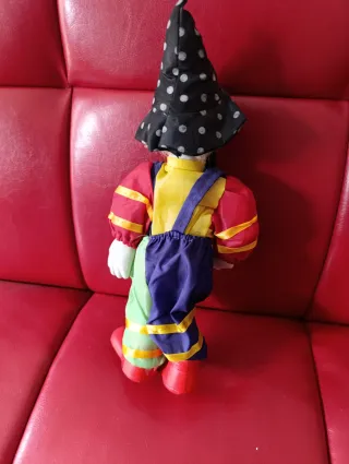 Muñeco payaso de porcelana