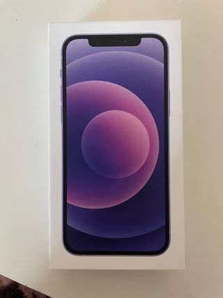 iPhone 12 morado