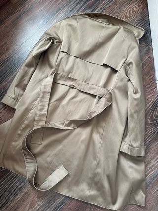 Brand: MaxMara Size: L