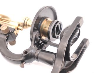 Microscopio Antiguo austriaco Reichert (c1920)