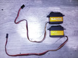 Servos Savox 1258TG EN BUEN ESTADO FUNCIONAN PFT!