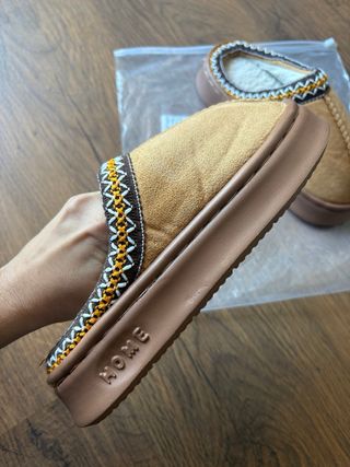 Zapatillas de casa nuevas