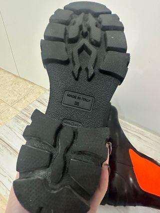 Botas MSGM Negras y Naranja