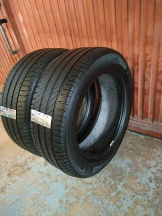 Neumáticos Michelin 215/55 R17 98W