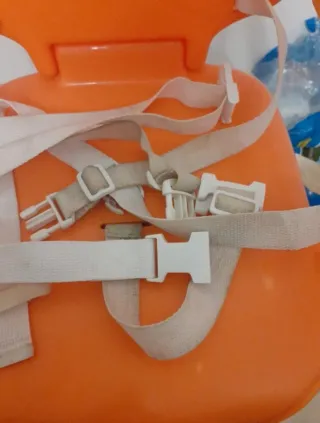 Rialzo seggiolone arancione