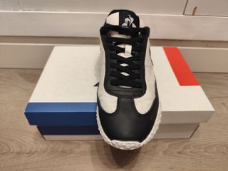 Zapatillas Le Coq Sportif Talla 43 Negras y Blanca