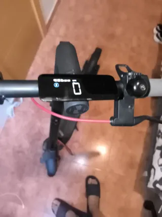 NAVEE V25 i Pro Patinete Eléctrico