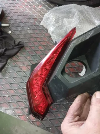 Piloto trasero Mitt GP2 125 (piezas)