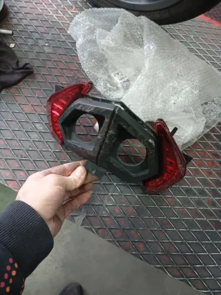 Piloto trasero Mitt GP2 125 (piezas)