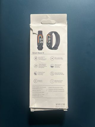 Xiaomi Smart Band 8 - Negro y Verde