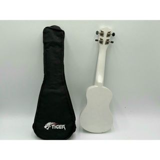 Ukelele Tiger UKE7 soprano con funda y accesorios