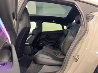 Porsche Taycan 4S 530cv Batería Plus 571cv