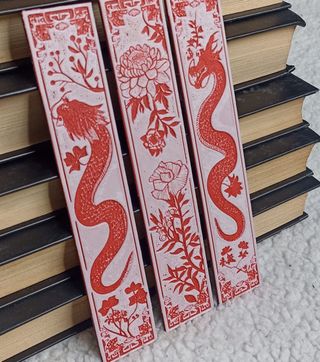 Set 3 Marcapáginas 3D "Dinastía Carmesí"