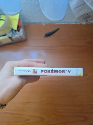 Caja y manuales Pokémon Y Nintendo 3DS originales