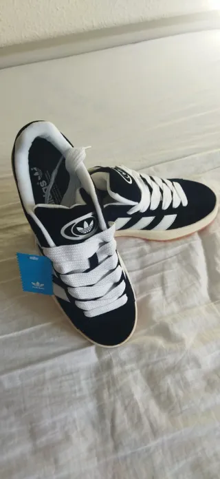 Adidas Campus Negras y Blancas